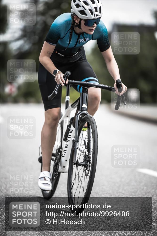 21.06.2026 - 29. Vierlanden-Triathlon H.Heesch http://msf.ph/oto/9926406 21.06.2026 13:21:24 Radfahren 1142 meine-sportfotos.de
