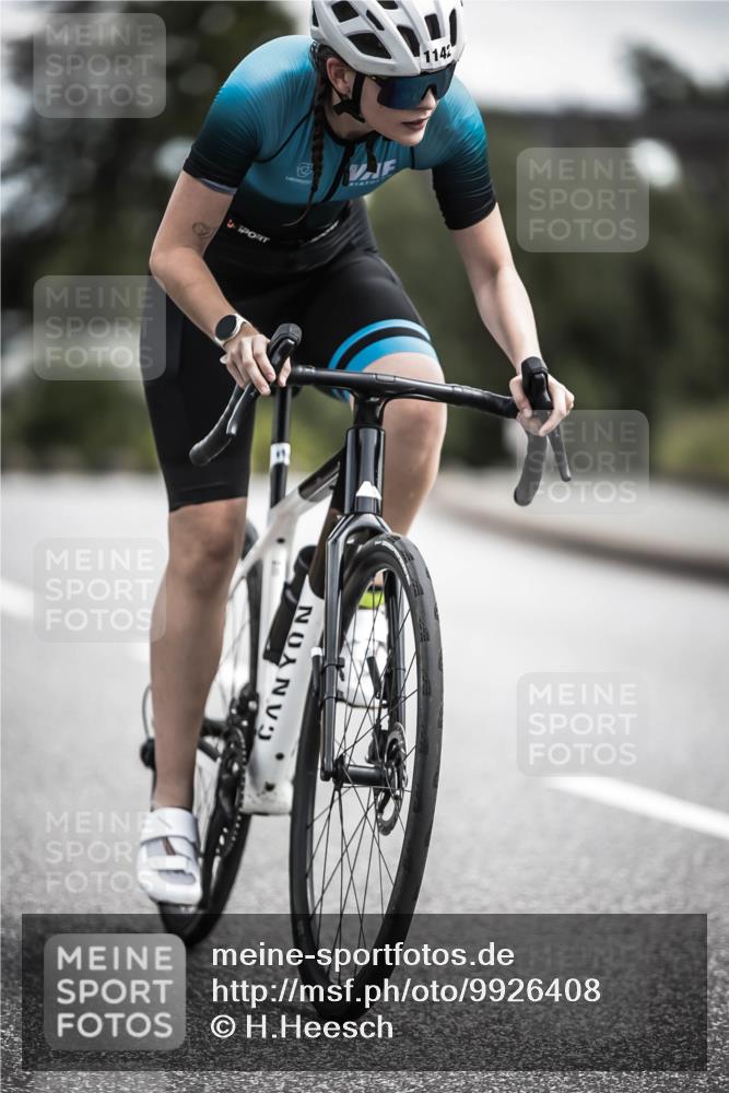 21.06.2026 - 29. Vierlanden-Triathlon H.Heesch http://msf.ph/oto/9926408 21.06.2026 13:21:24 Radfahren 32, 1142 meine-sportfotos.de
