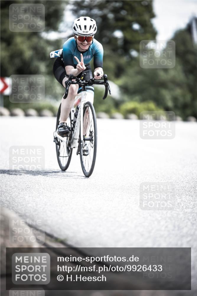 21.06.2026 - 29. Vierlanden-Triathlon H.Heesch http://msf.ph/oto/9926433 21.06.2026 13:22:33 Radfahren 1137 meine-sportfotos.de