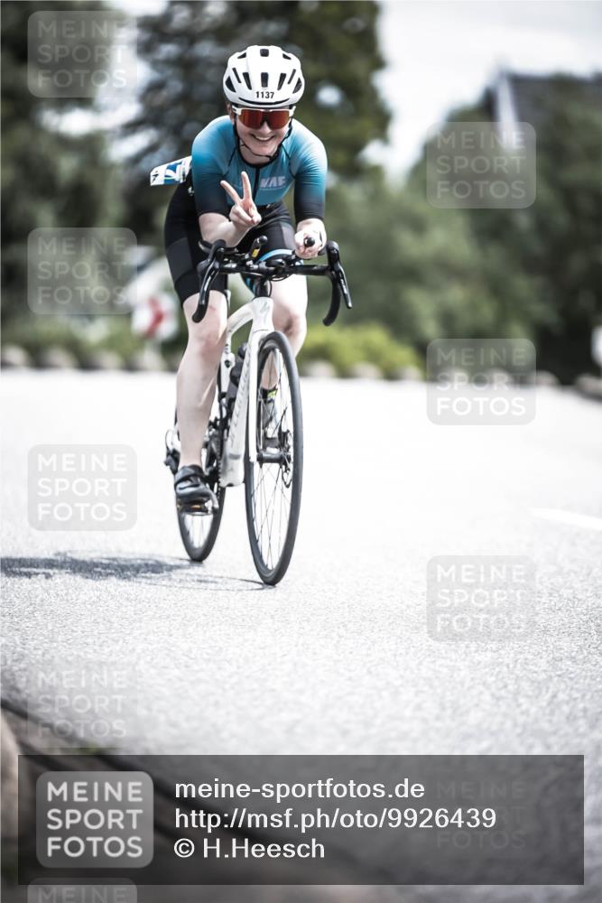 21.06.2026 - 29. Vierlanden-Triathlon H.Heesch http://msf.ph/oto/9926439 21.06.2026 13:22:33 Radfahren 1137 meine-sportfotos.de
