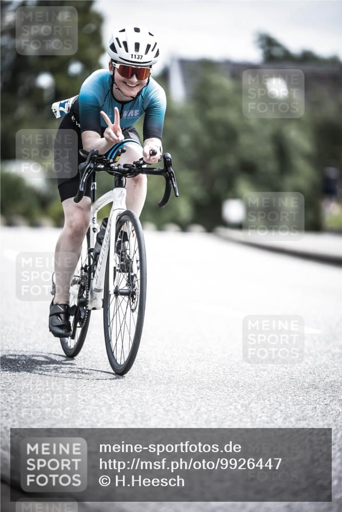 21.06.2026 - 29. Vierlanden-Triathlon H.Heesch http://msf.ph/oto/9926447 21.06.2026 13:22:33 Radfahren 1137 meine-sportfotos.de