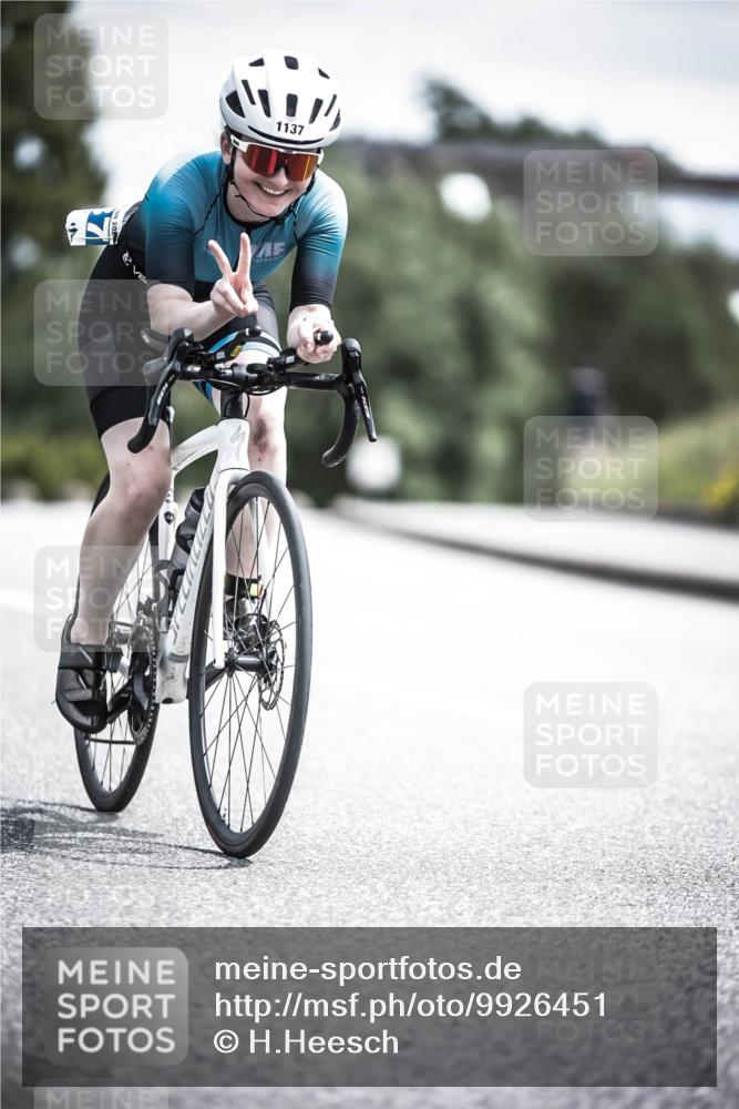 21.06.2026 - 29. Vierlanden-Triathlon H.Heesch http://msf.ph/oto/9926451 21.06.2026 13:22:33 Radfahren 1137 meine-sportfotos.de