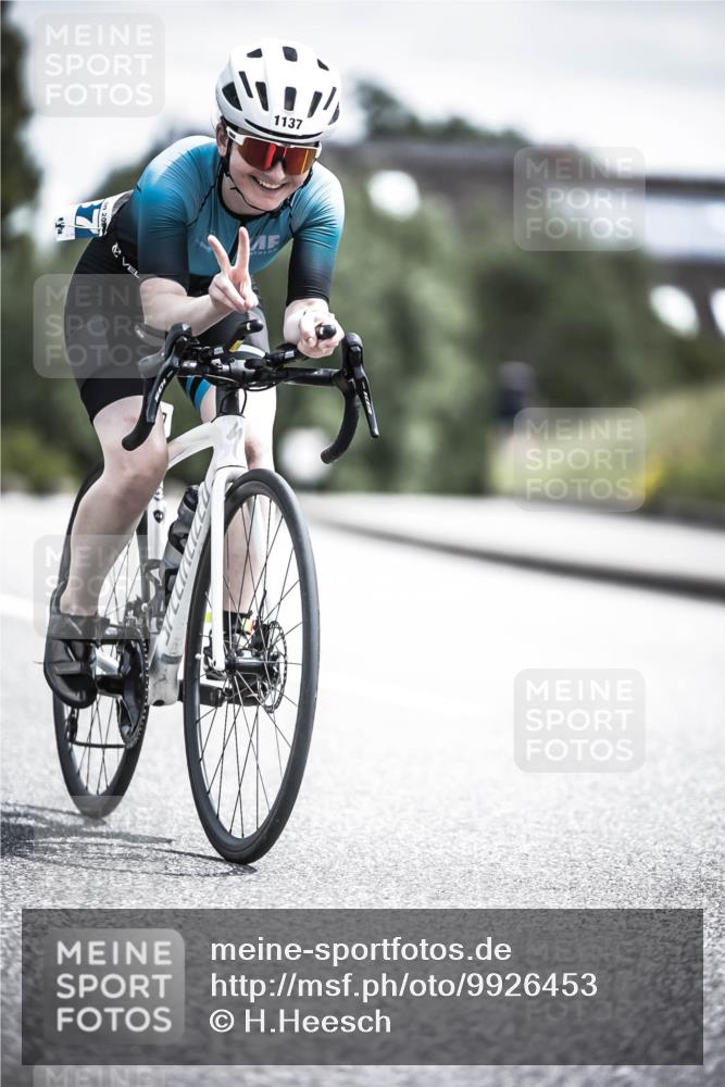 21.06.2026 - 29. Vierlanden-Triathlon H.Heesch http://msf.ph/oto/9926453 21.06.2026 13:22:33 Radfahren 1137 meine-sportfotos.de