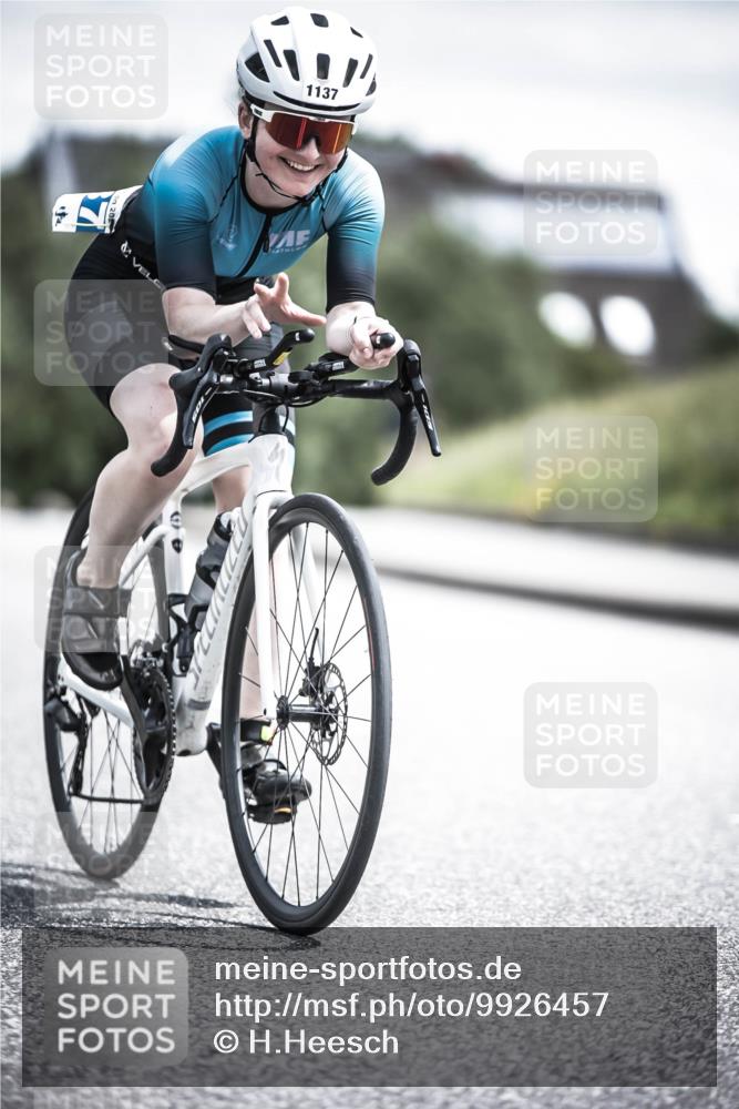 21.06.2026 - 29. Vierlanden-Triathlon H.Heesch http://msf.ph/oto/9926457 21.06.2026 13:22:33 Radfahren 1137 meine-sportfotos.de