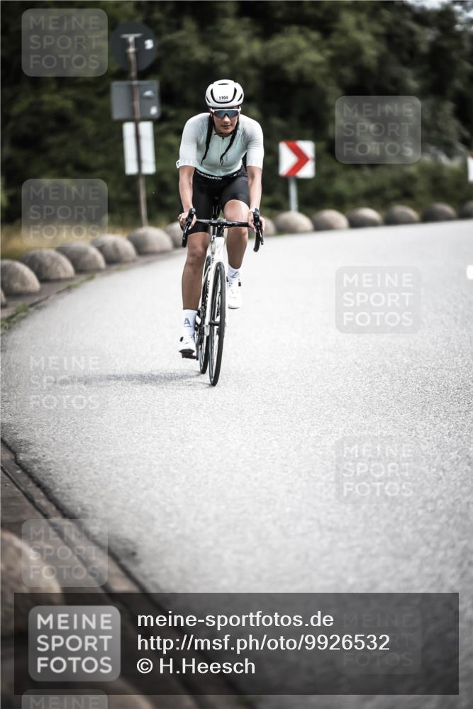 21.06.2026 - 29. Vierlanden-Triathlon H.Heesch http://msf.ph/oto/9926532 21.06.2026 13:24:31 Radfahren 11, 1104 meine-sportfotos.de