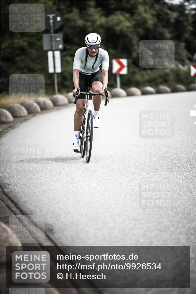 21.06.2026 - 29. Vierlanden-Triathlon H.Heesch http://msf.ph/oto/9926534 21.06.2026 13:24:31 Radfahren 1104, 11 meine-sportfotos.de