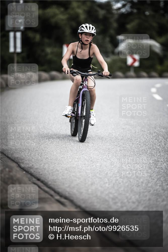 21.06.2026 - 29. Vierlanden-Triathlon H.Heesch http://msf.ph/oto/9926535 21.06.2026 14:58:15 Radfahren 1303 meine-sportfotos.de