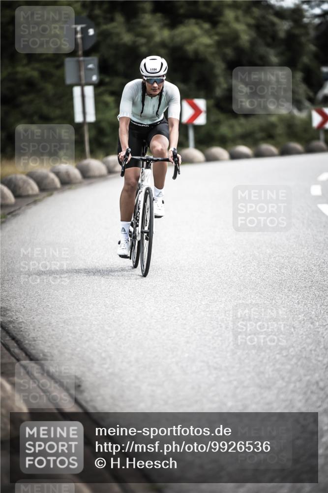 21.06.2026 - 29. Vierlanden-Triathlon H.Heesch http://msf.ph/oto/9926536 21.06.2026 13:24:31 Radfahren 1104 meine-sportfotos.de