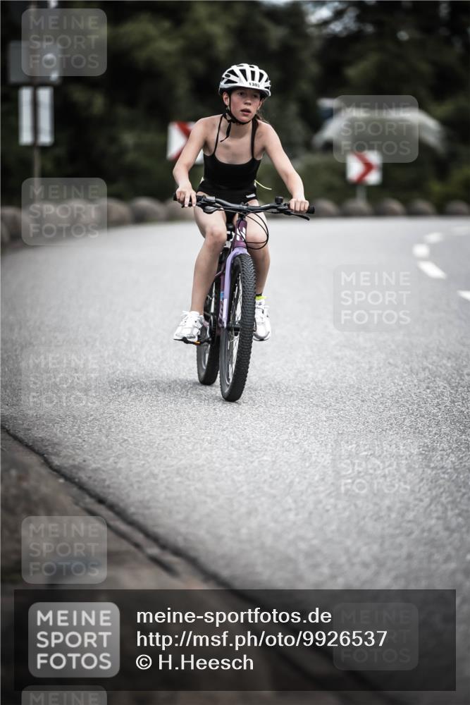 21.06.2026 - 29. Vierlanden-Triathlon H.Heesch http://msf.ph/oto/9926537 21.06.2026 14:58:15 Radfahren 1303 meine-sportfotos.de