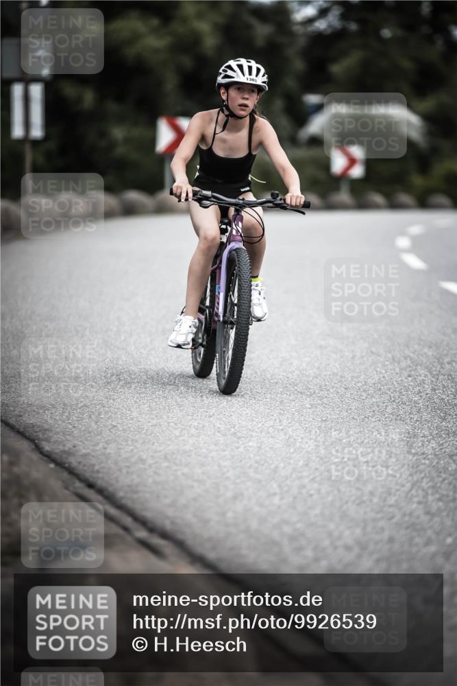 21.06.2026 - 29. Vierlanden-Triathlon H.Heesch http://msf.ph/oto/9926539 21.06.2026 14:58:15 Radfahren 1302 meine-sportfotos.de
