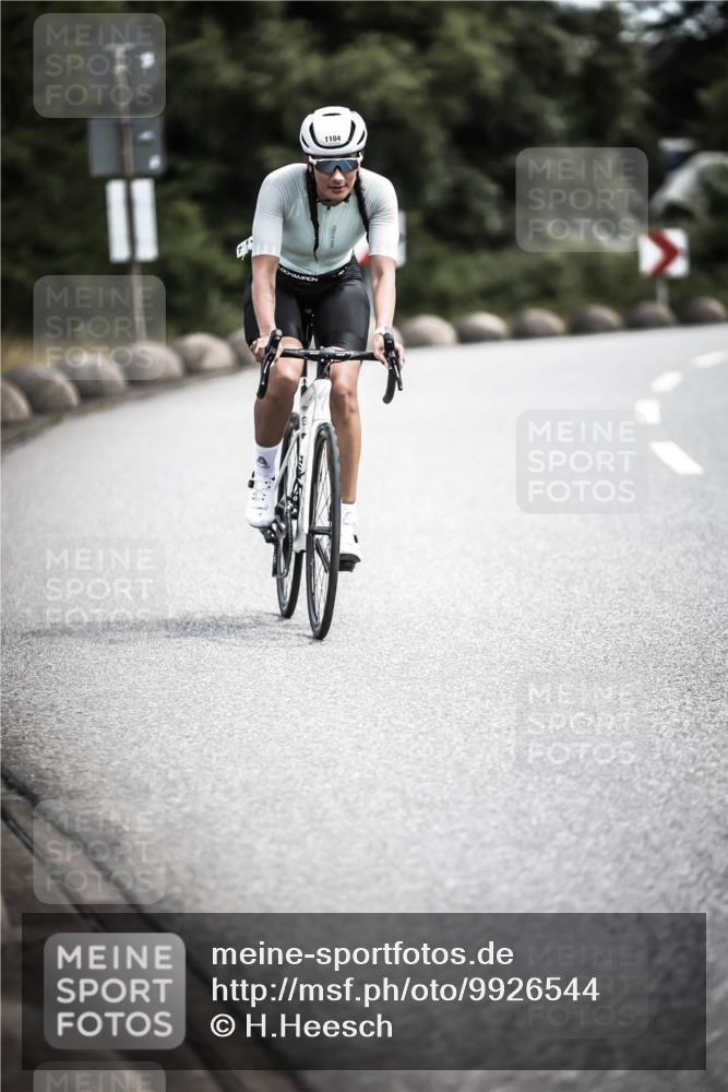 21.06.2026 - 29. Vierlanden-Triathlon H.Heesch http://msf.ph/oto/9926544 21.06.2026 13:24:31 Radfahren 1104 meine-sportfotos.de