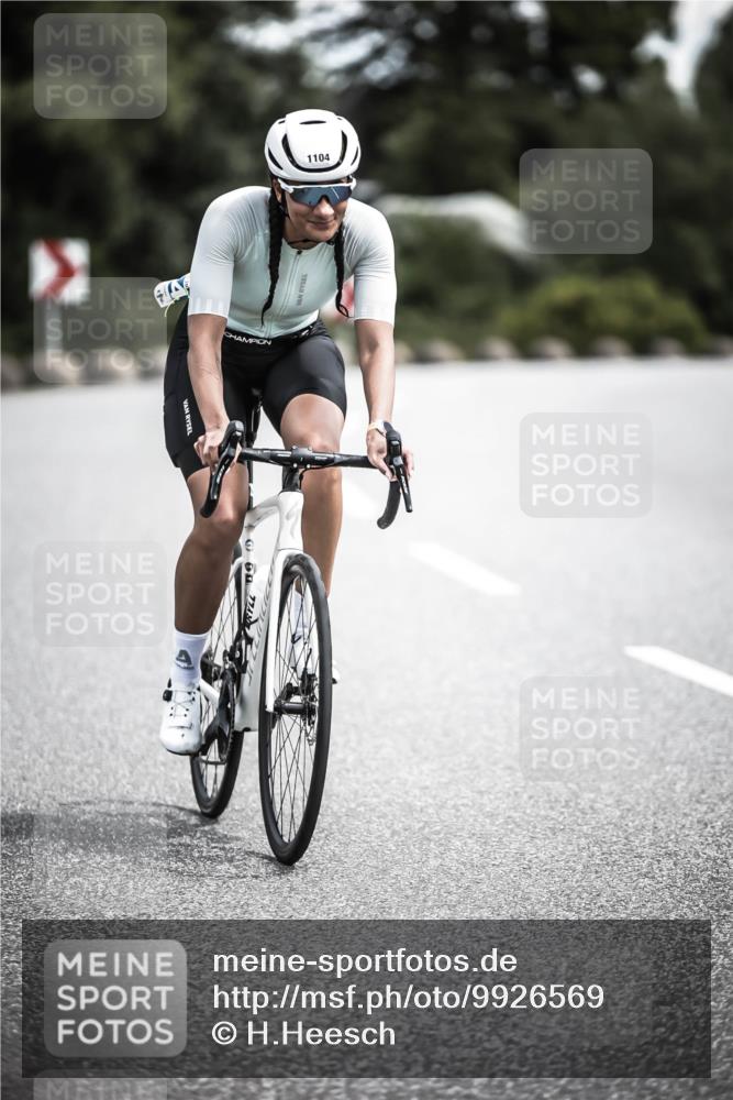 21.06.2026 - 29. Vierlanden-Triathlon H.Heesch http://msf.ph/oto/9926569 21.06.2026 13:24:32 Radfahren 1104 meine-sportfotos.de