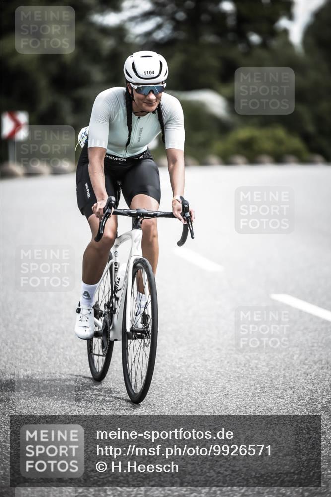 21.06.2026 - 29. Vierlanden-Triathlon H.Heesch http://msf.ph/oto/9926571 21.06.2026 13:24:32 Radfahren 1104 meine-sportfotos.de
