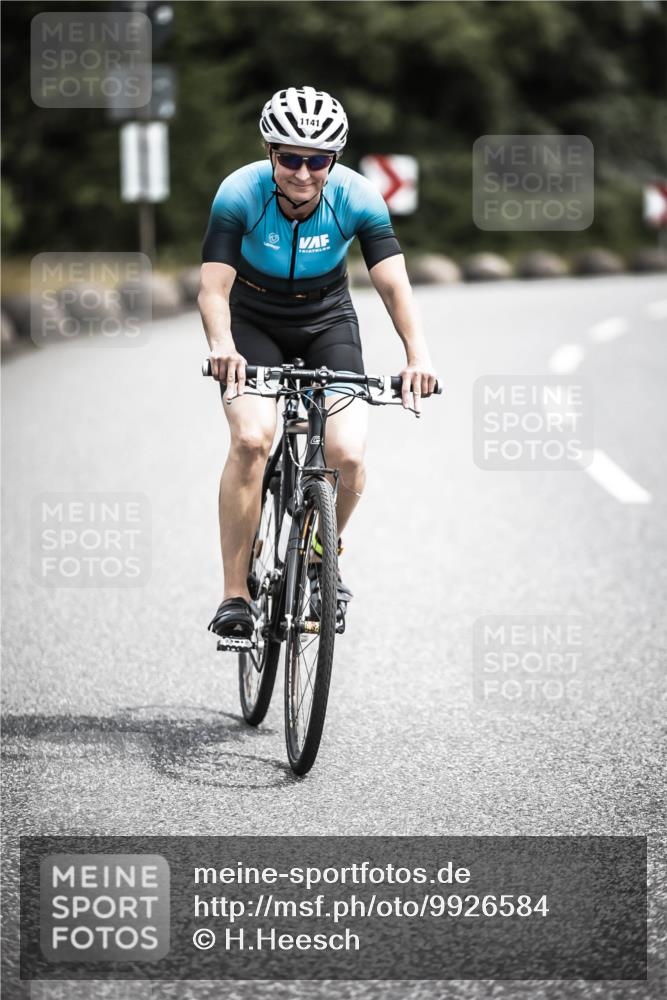 21.06.2026 - 29. Vierlanden-Triathlon H.Heesch http://msf.ph/oto/9926584 21.06.2026 13:24:57 Radfahren 1141 meine-sportfotos.de