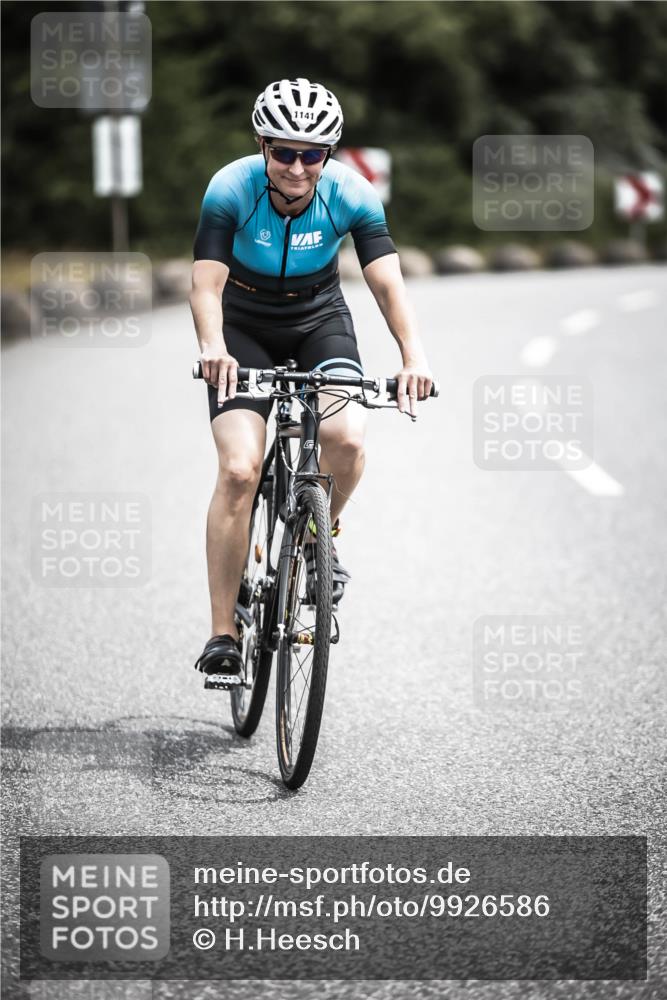 21.06.2026 - 29. Vierlanden-Triathlon H.Heesch http://msf.ph/oto/9926586 21.06.2026 13:24:57 Radfahren 1141 meine-sportfotos.de