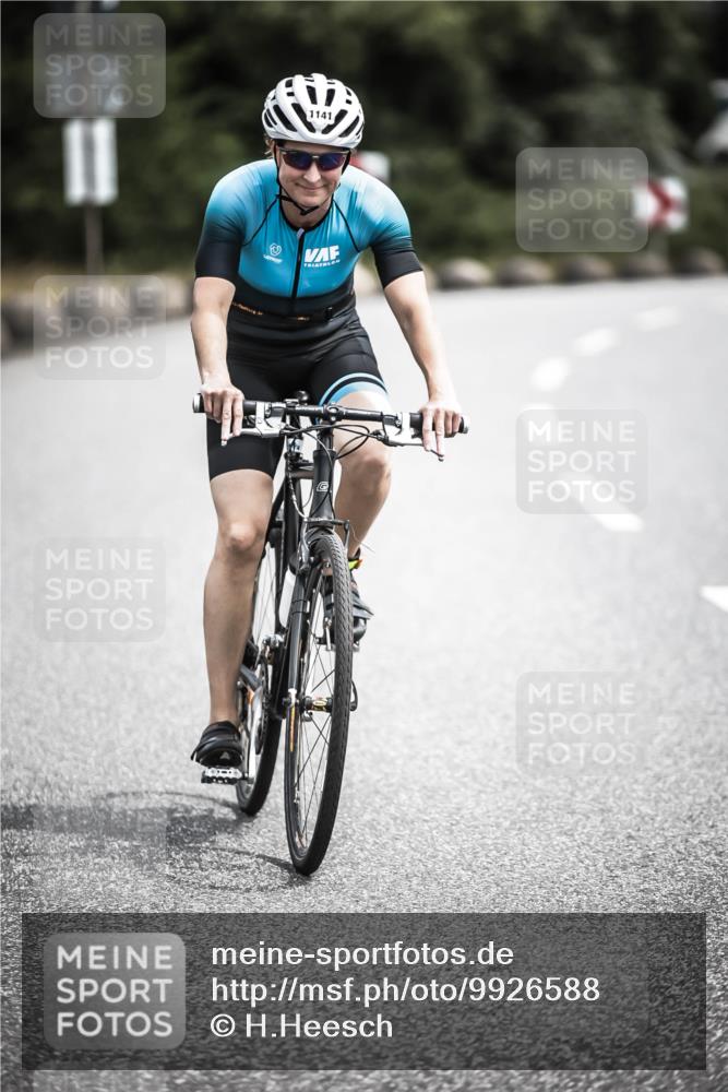 21.06.2026 - 29. Vierlanden-Triathlon H.Heesch http://msf.ph/oto/9926588 21.06.2026 13:24:58 Radfahren 1141 meine-sportfotos.de