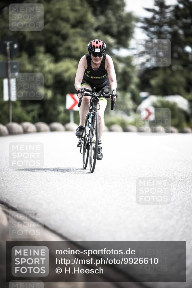 21.06.2026 - 29. Vierlanden-Triathlon H.Heesch http://msf.ph/oto/9926610 21.06.2026 13:26:58 Radfahren 11, 1125 meine-sportfotos.de