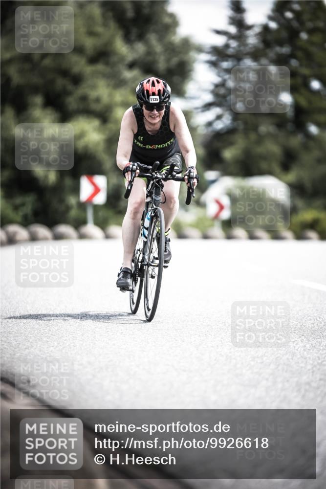 21.06.2026 - 29. Vierlanden-Triathlon H.Heesch http://msf.ph/oto/9926618 21.06.2026 13:26:58 Radfahren 1125 meine-sportfotos.de