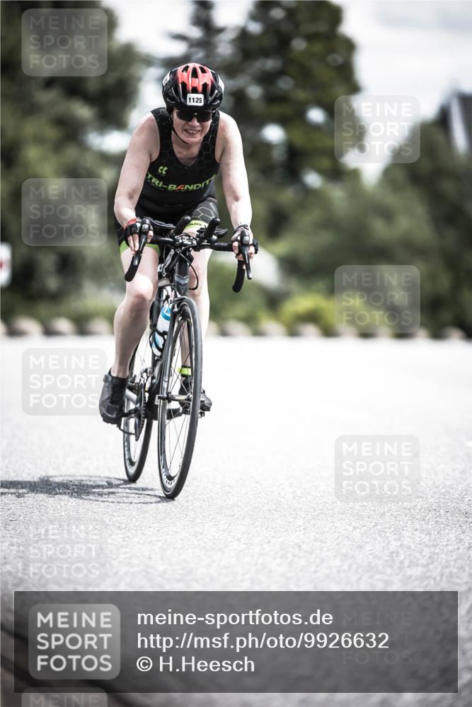 21.06.2026 - 29. Vierlanden-Triathlon H.Heesch http://msf.ph/oto/9926632 21.06.2026 13:26:58 Radfahren 1125 meine-sportfotos.de