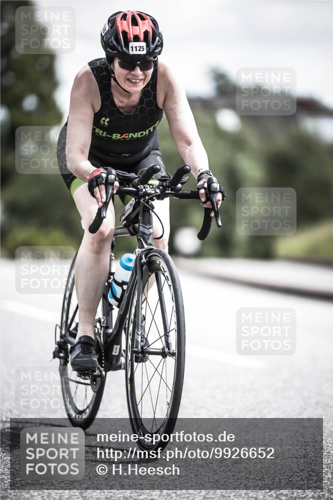 21.06.2026 - 29. Vierlanden-Triathlon H.Heesch http://msf.ph/oto/9926652 21.06.2026 13:26:59 Radfahren 1125 meine-sportfotos.de