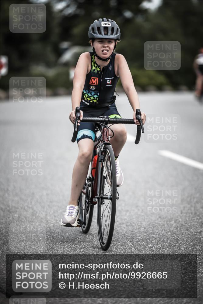 21.06.2026 - 29. Vierlanden-Triathlon H.Heesch http://msf.ph/oto/9926665 21.06.2026 14:58:45 Radfahren 1320, 10 meine-sportfotos.de