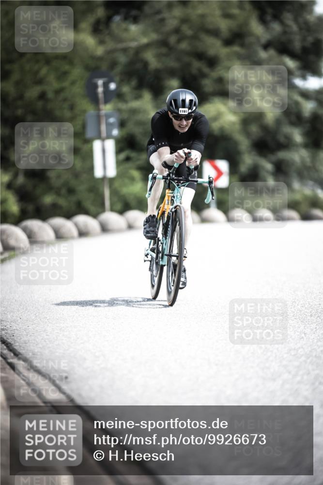 21.06.2026 - 29. Vierlanden-Triathlon H.Heesch http://msf.ph/oto/9926673 21.06.2026 13:29:08 Radfahren 1191 meine-sportfotos.de