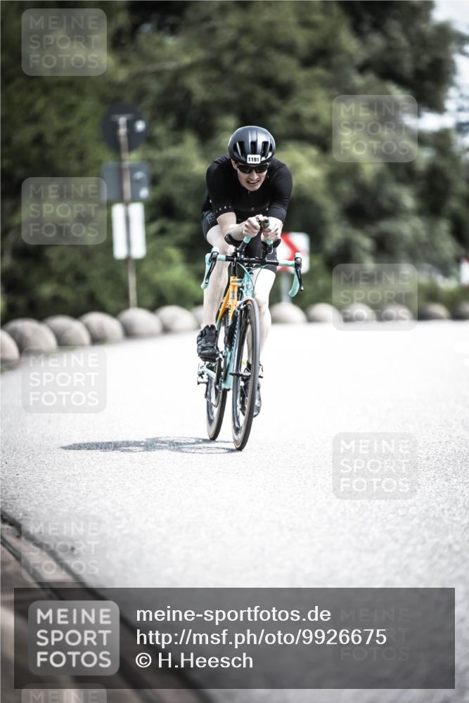21.06.2026 - 29. Vierlanden-Triathlon H.Heesch http://msf.ph/oto/9926675 21.06.2026 13:29:09 Radfahren 1191 meine-sportfotos.de