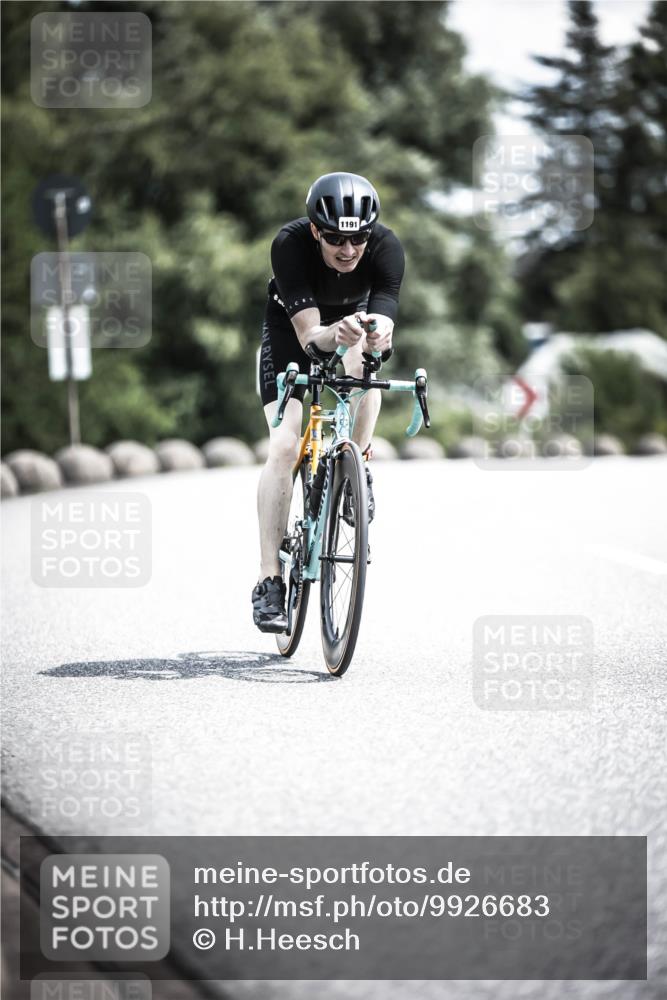 21.06.2026 - 29. Vierlanden-Triathlon H.Heesch http://msf.ph/oto/9926683 21.06.2026 13:29:09 Radfahren 11, 1191 meine-sportfotos.de