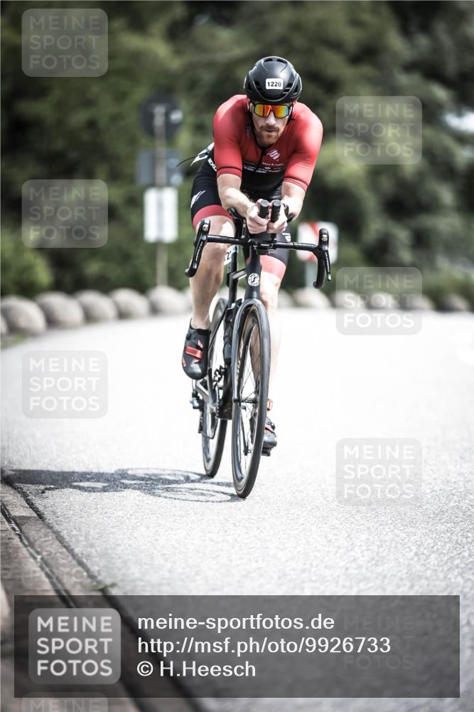 21.06.2026 - 29. Vierlanden-Triathlon H.Heesch http://msf.ph/oto/9926733 21.06.2026 13:29:20 Radfahren 1220 meine-sportfotos.de