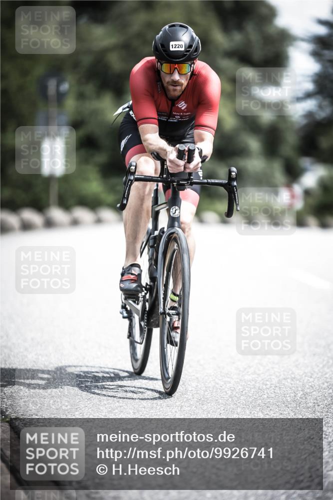21.06.2026 - 29. Vierlanden-Triathlon H.Heesch http://msf.ph/oto/9926741 21.06.2026 13:29:20 Radfahren 1220 meine-sportfotos.de