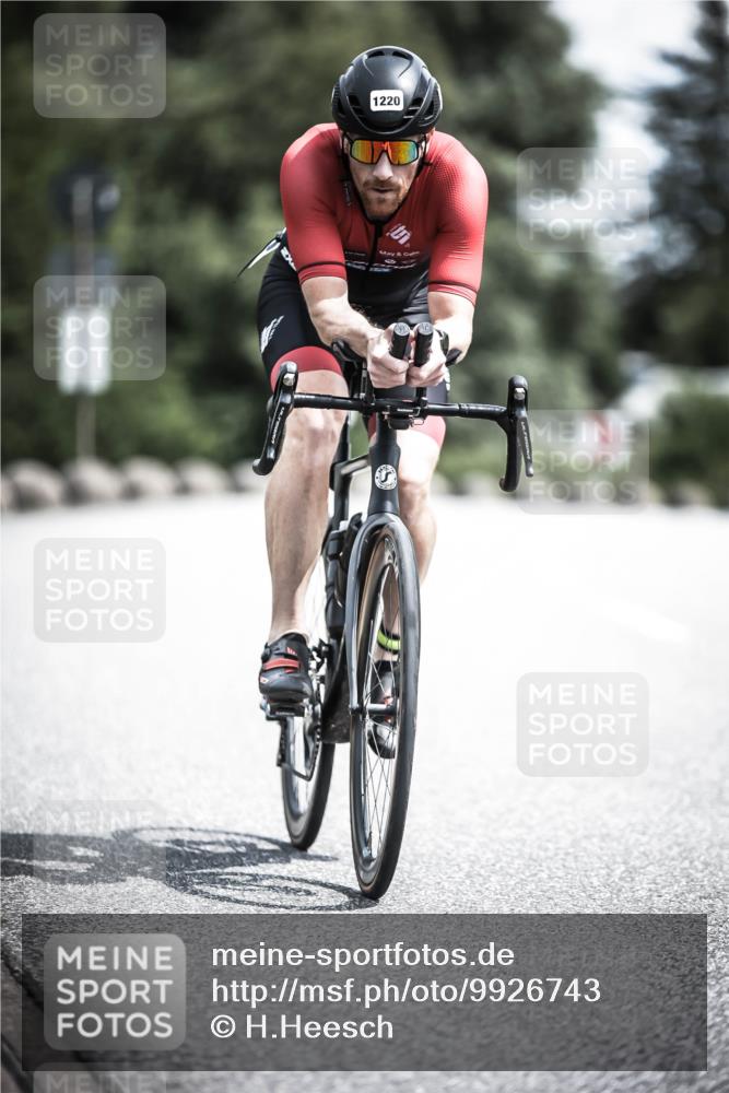 21.06.2026 - 29. Vierlanden-Triathlon H.Heesch http://msf.ph/oto/9926743 21.06.2026 13:29:20 Radfahren 1220 meine-sportfotos.de