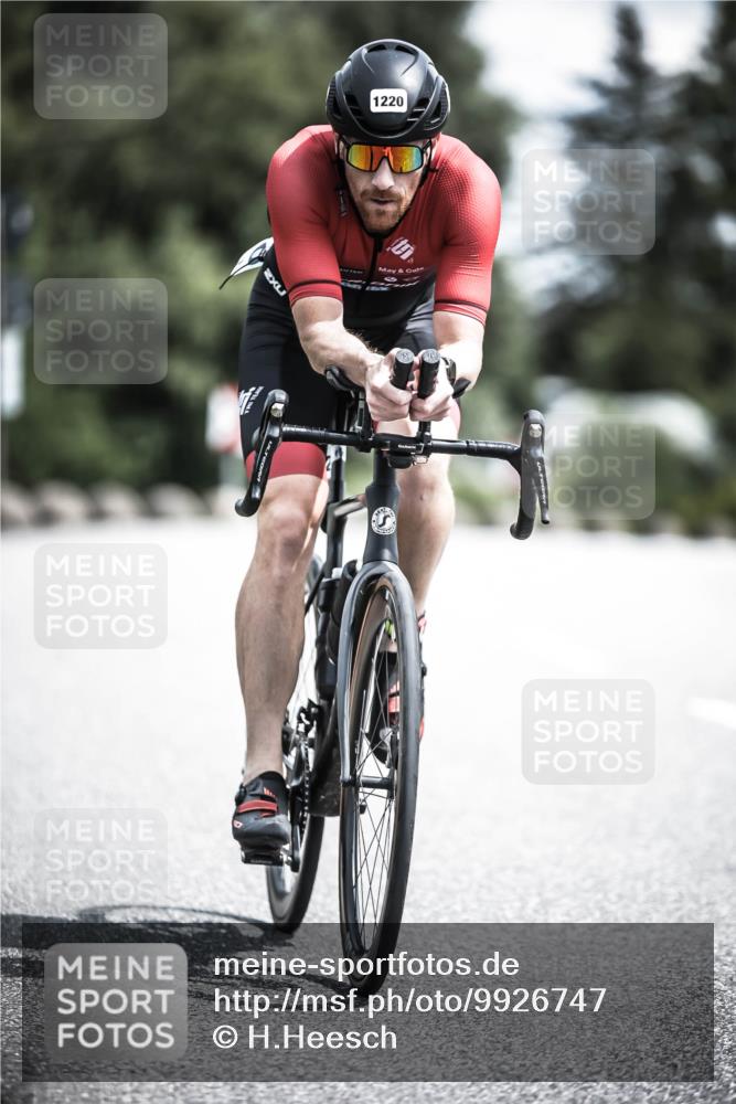 21.06.2026 - 29. Vierlanden-Triathlon H.Heesch http://msf.ph/oto/9926747 21.06.2026 13:29:20 Radfahren 1220 meine-sportfotos.de