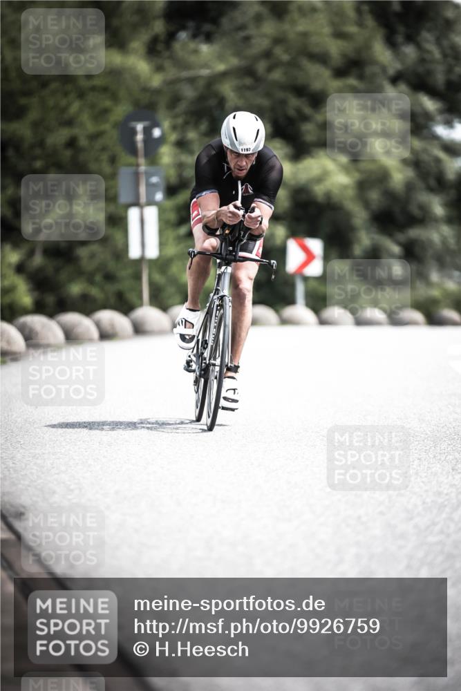 21.06.2026 - 29. Vierlanden-Triathlon H.Heesch http://msf.ph/oto/9926759 21.06.2026 13:29:27 Radfahren 11, 1197 meine-sportfotos.de
