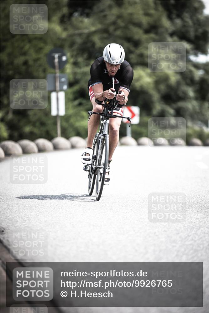 21.06.2026 - 29. Vierlanden-Triathlon H.Heesch http://msf.ph/oto/9926765 21.06.2026 13:29:27 Radfahren 1197 meine-sportfotos.de