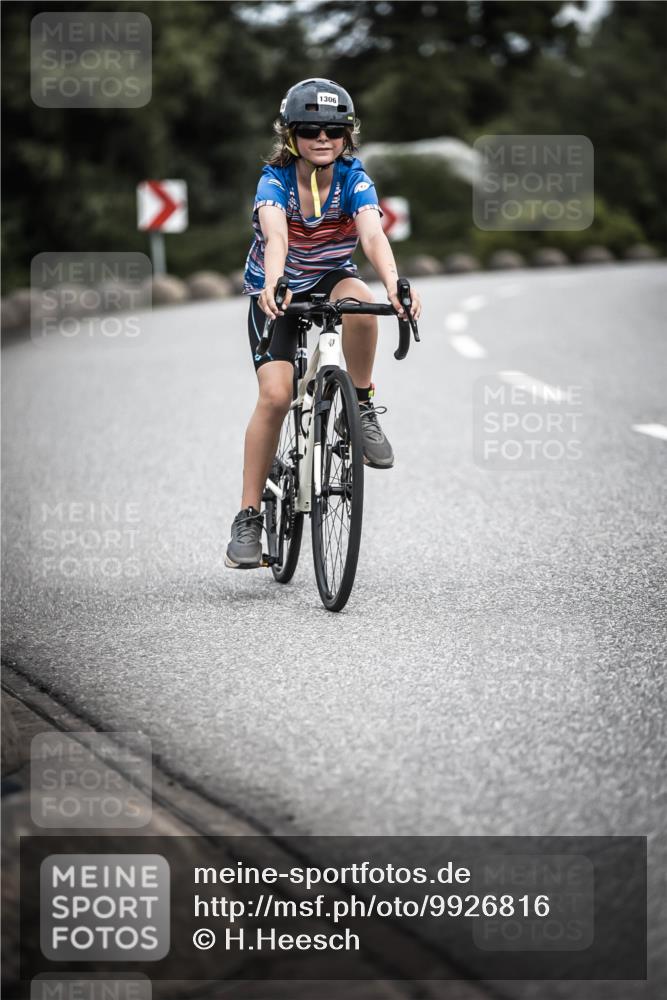 21.06.2026 - 29. Vierlanden-Triathlon H.Heesch http://msf.ph/oto/9926816 21.06.2026 14:59:25 Radfahren 1306 meine-sportfotos.de