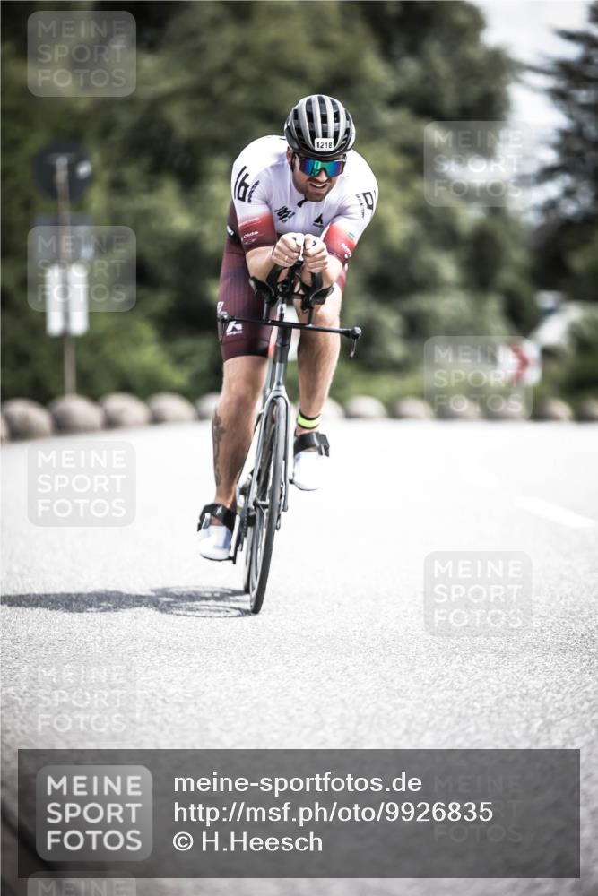 21.06.2026 - 29. Vierlanden-Triathlon H.Heesch http://msf.ph/oto/9926835 21.06.2026 13:29:36 Radfahren 6, 11, 1218 meine-sportfotos.de