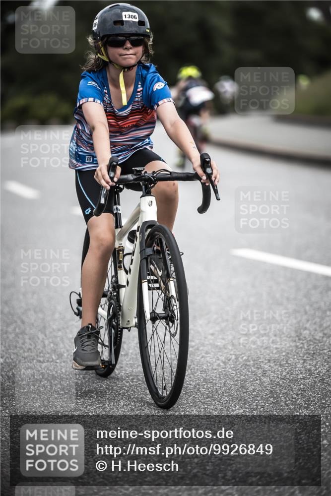 21.06.2026 - 29. Vierlanden-Triathlon H.Heesch http://msf.ph/oto/9926849 21.06.2026 14:59:26 Radfahren 1306 meine-sportfotos.de