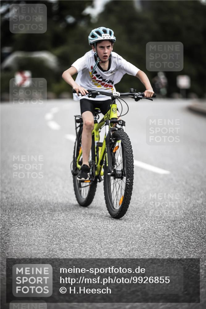 21.06.2026 - 29. Vierlanden-Triathlon H.Heesch http://msf.ph/oto/9926855 21.06.2026 14:59:39 Radfahren 1315, 135 meine-sportfotos.de