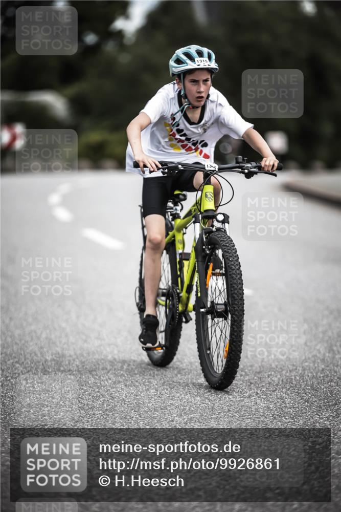 21.06.2026 - 29. Vierlanden-Triathlon H.Heesch http://msf.ph/oto/9926861 21.06.2026 14:59:39 Radfahren 1315, 135 meine-sportfotos.de