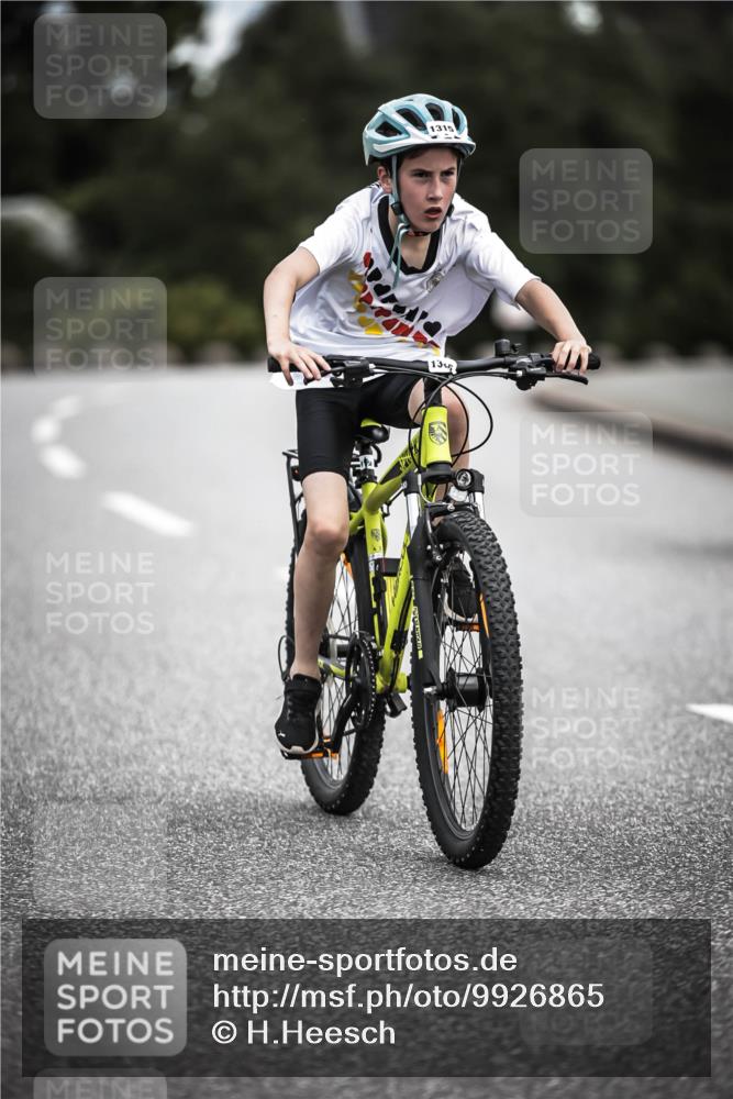 21.06.2026 - 29. Vierlanden-Triathlon H.Heesch http://msf.ph/oto/9926865 21.06.2026 14:59:39 Radfahren 1315, 13, 5 meine-sportfotos.de