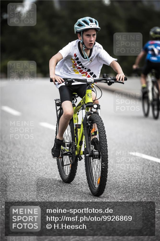 21.06.2026 - 29. Vierlanden-Triathlon H.Heesch http://msf.ph/oto/9926869 21.06.2026 14:59:39 Radfahren 1315, 135 meine-sportfotos.de