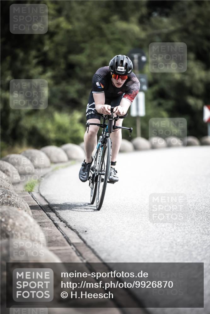 21.06.2026 - 29. Vierlanden-Triathlon H.Heesch http://msf.ph/oto/9926870 21.06.2026 13:29:57 Radfahren 1101 meine-sportfotos.de