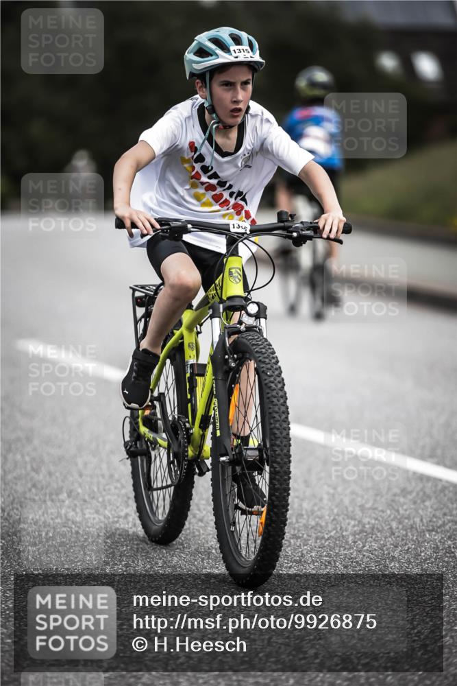 21.06.2026 - 29. Vierlanden-Triathlon H.Heesch http://msf.ph/oto/9926875 21.06.2026 14:59:39 Radfahren 1315, 1315 meine-sportfotos.de