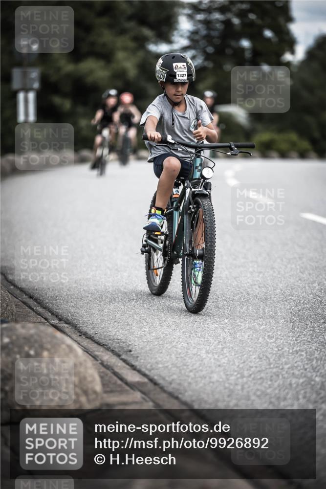 21.06.2026 - 29. Vierlanden-Triathlon H.Heesch http://msf.ph/oto/9926892 21.06.2026 14:59:52 Radfahren 11, 1327 meine-sportfotos.de