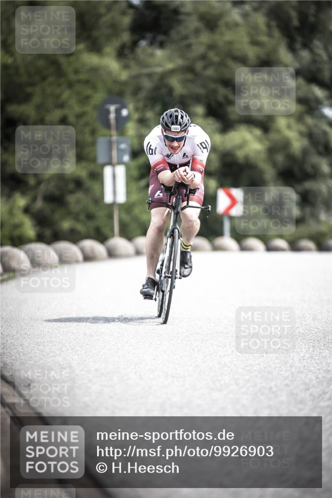21.06.2026 - 29. Vierlanden-Triathlon H.Heesch http://msf.ph/oto/9926903 21.06.2026 13:30:00 Radfahren 1222, 19 meine-sportfotos.de