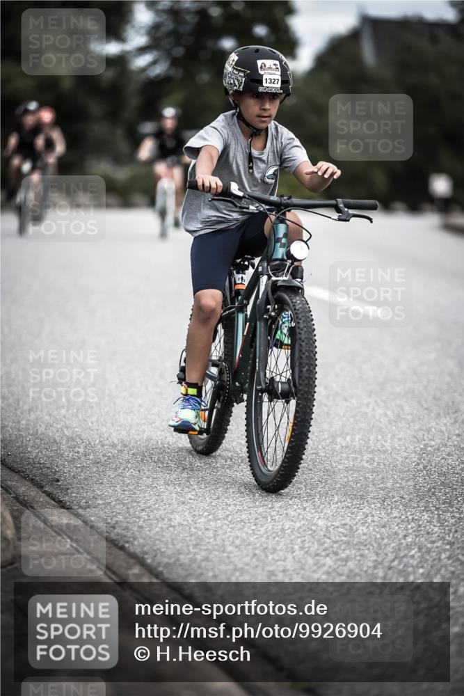 21.06.2026 - 29. Vierlanden-Triathlon H.Heesch http://msf.ph/oto/9926904 21.06.2026 14:59:52 Radfahren 1327 meine-sportfotos.de