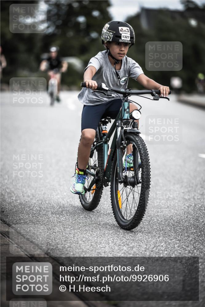 21.06.2026 - 29. Vierlanden-Triathlon H.Heesch http://msf.ph/oto/9926906 21.06.2026 14:59:52 Radfahren 1327 meine-sportfotos.de