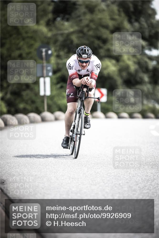 21.06.2026 - 29. Vierlanden-Triathlon H.Heesch http://msf.ph/oto/9926909 21.06.2026 13:30:01 Radfahren 11, 1222 meine-sportfotos.de