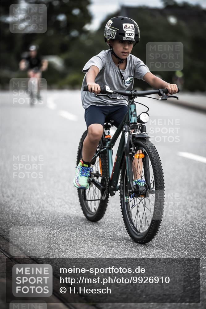 21.06.2026 - 29. Vierlanden-Triathlon H.Heesch http://msf.ph/oto/9926910 21.06.2026 14:59:52 Radfahren 1327 meine-sportfotos.de