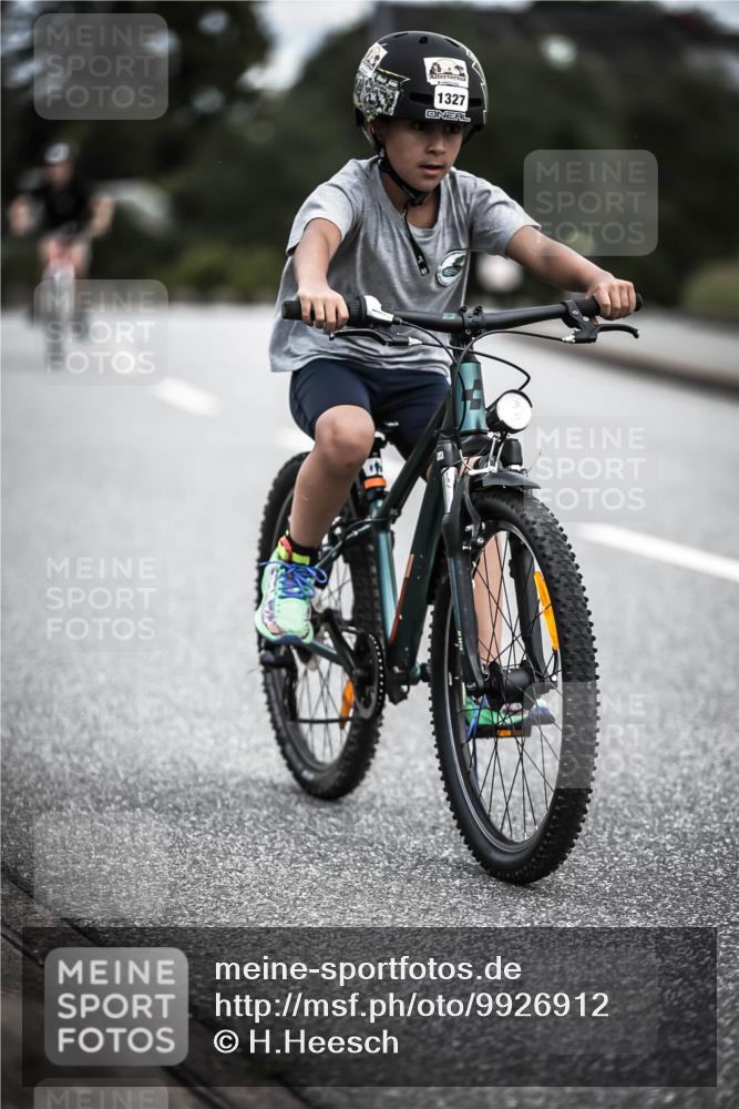 21.06.2026 - 29. Vierlanden-Triathlon H.Heesch http://msf.ph/oto/9926912 21.06.2026 14:59:52 Radfahren 1327 meine-sportfotos.de